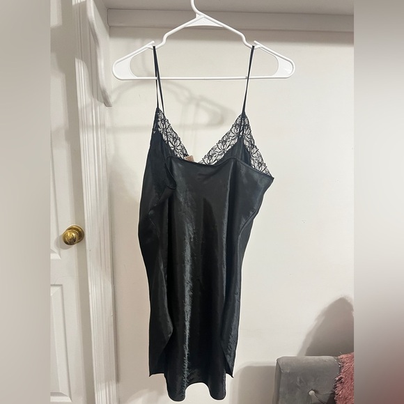 FINAL PRICE Victoria’s Secret Gold Label Dress - Picture 5 of 5